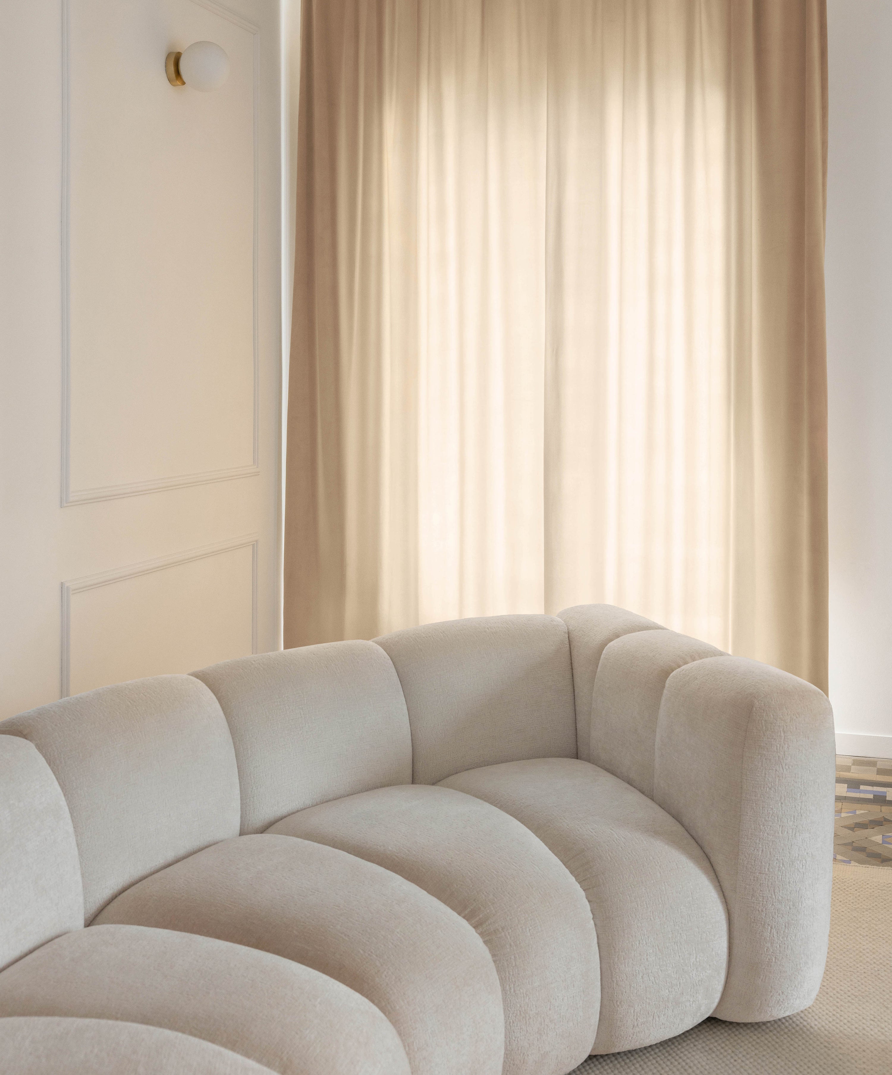 ROUGE - Måttbeställd Ljusfiltrerande Sammetsgardin